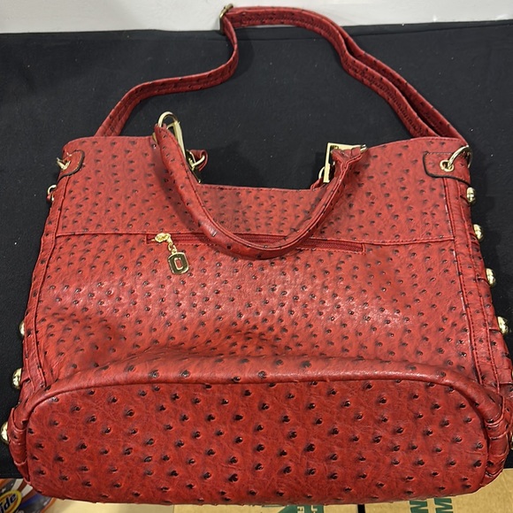 Purse - Picture 2 of 2